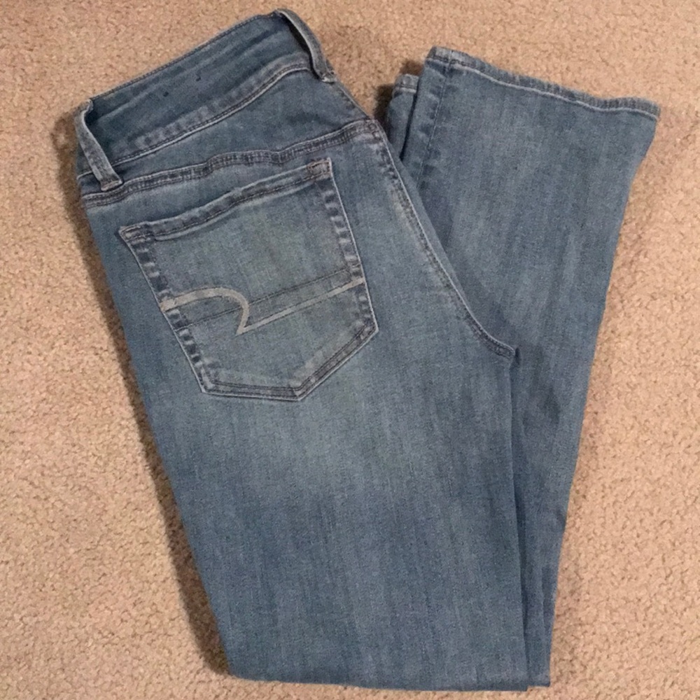 Never Worn Artist Crop